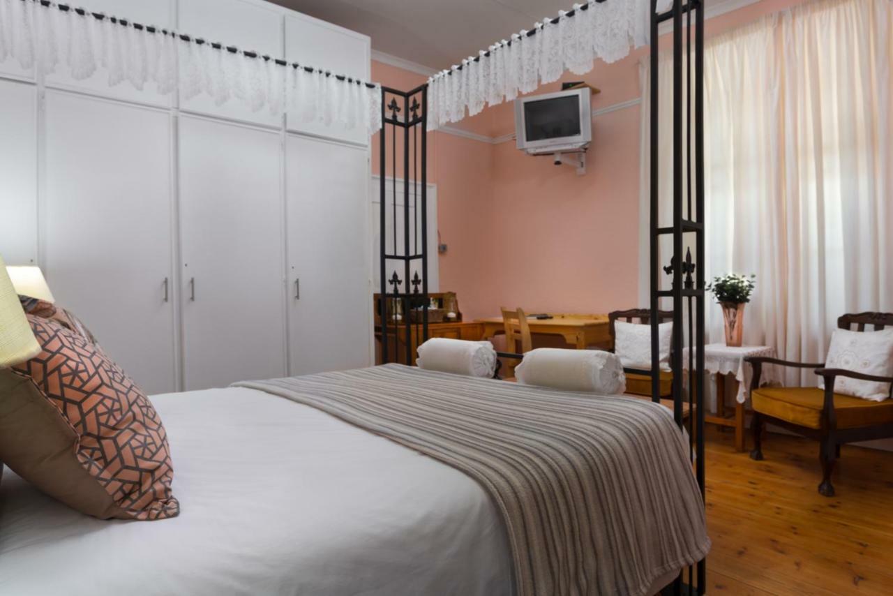 La La Dathel Guesthouse Colesberg Bagian luar foto