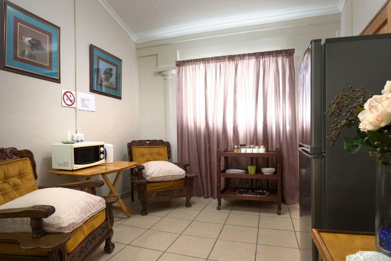 La La Dathel Guesthouse Colesberg Bagian luar foto